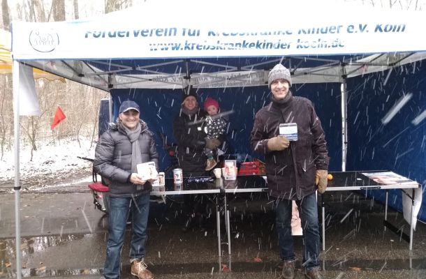 2017 12 Benefiz Wochenmarkt Stadtwald scaled