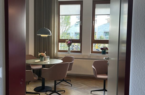 32 FM 2025 Neuer Besprechungsraum EG Bild 1 scaled 01df8288