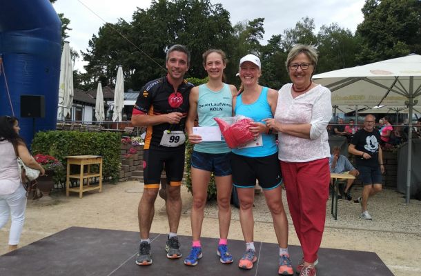Siegerehrung 10 km Damen 2 3463c05c