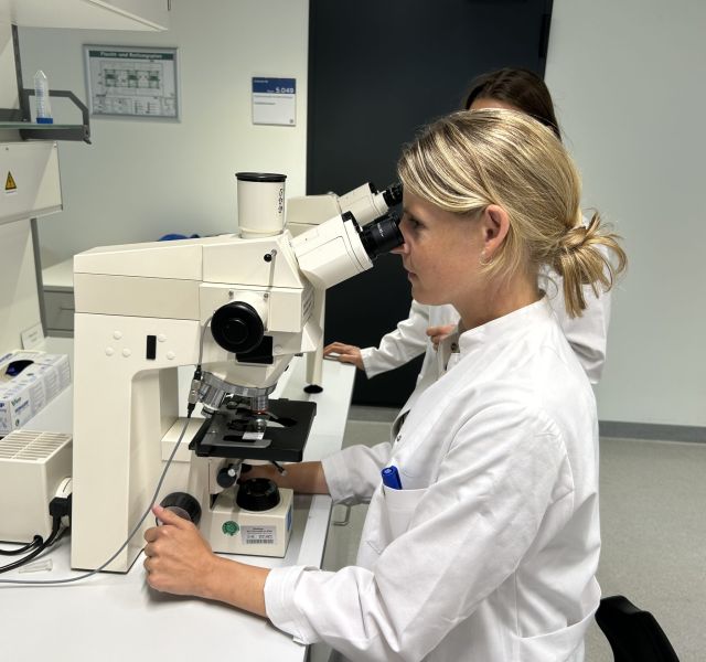 32 FM 2025 Drittmittel ExpOnk Bild 3 scaled bd4653cb