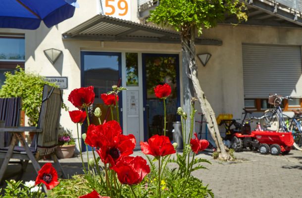 elternhaus mai 23 014 scaled 1 97195047